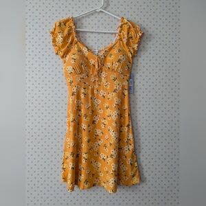 💛 🧡 NWT Derek Heart Floral S Dress Ruffled Sleeves Built In Bra Short Pretty